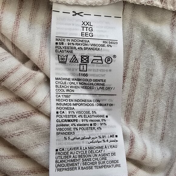 Set of 4 Old Navy Women’s Tank Tops – Size XXL (Neutral Colors) - Picture 12 of 15